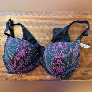 NWT Torrid XO plunge push up bra 40D